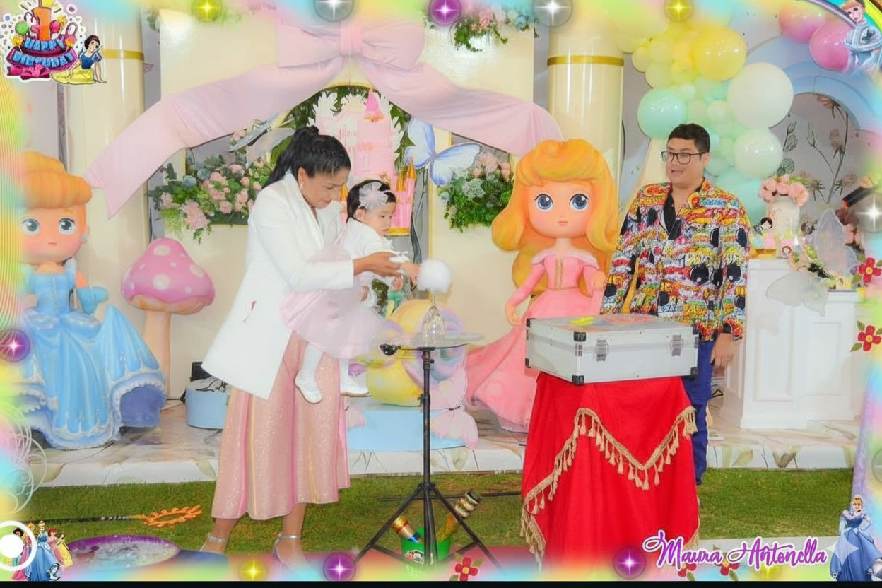 cumpleñera disfrutanmdo de las burbujas de ted el artista